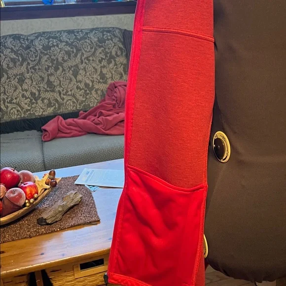 The North Face Fiery Red Full-Zip Hoodie - Picture 4 of 5